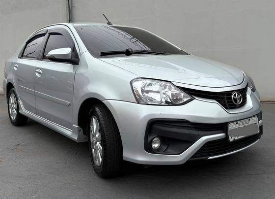 TOYOTA ETIOS 1.5 XLS SEDAN 16V FLEX 4P AUTOMÁTICO